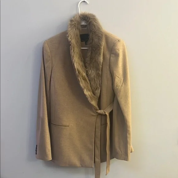 BANNA REPUBLIC - Elegant Tan Faux Fur Trimmed Women's Jacket size 12 - Picture 1 of 9